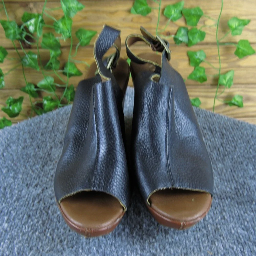 Korks Women  Platform Black Leather Pump 9 Medium  Used 2025‎